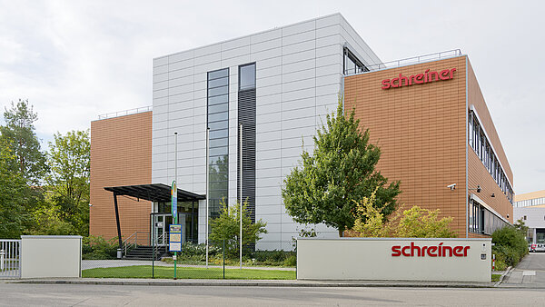 Schreiner Group's main site is located in Oberschleißheim – here you can see one of the six company buildings.