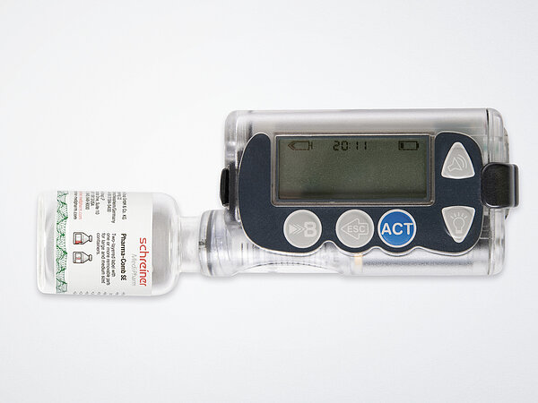 The key-lock principle enables the insulin pump to recognize the correct medication.
