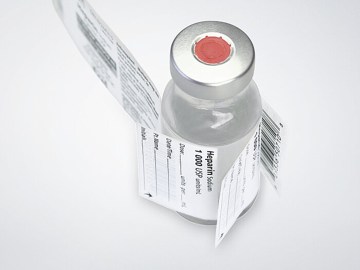 Documentation label Pharma-Comb SL with self-lifting detachable labels.
