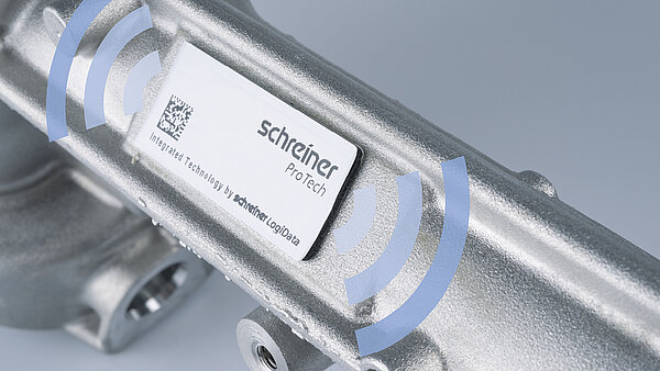 RFID Label auf metallischem Untergrund