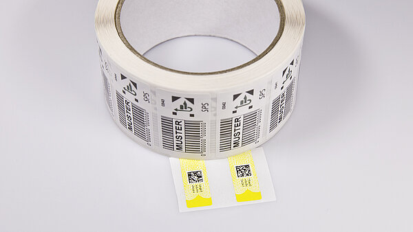 Roll with deposit label labels