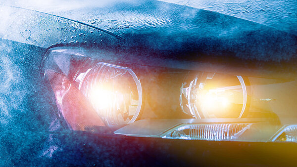 Headlights automobile with moisture