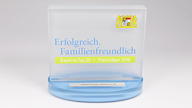 Schreiner Group received the Successful.Family-Friendly Award from the Bavarian Ministry of Economics and Labor for its family-friendly working conditions.