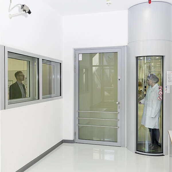 The security area at Schreiner Group is strictly monitored with a lock and security guard.