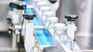 Vials in der Pharmaproduktion