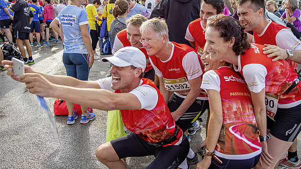 Die Schreiner Group fördert auch eigenen Sportgruppen, wie die Happy Runners, die bei zahlreichen Laufwettbewerben dabei sind.