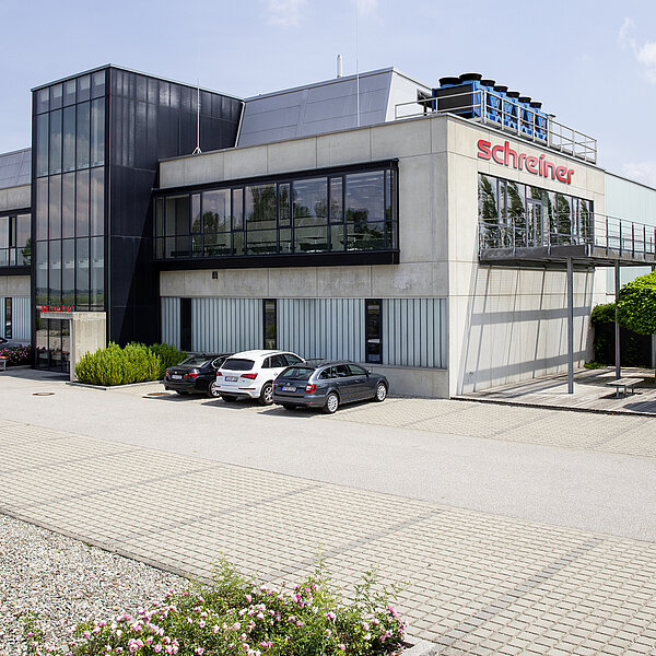 Der zweite deutsche Produktionsstandort der Schreiner Group befindet sich in Dorfen.